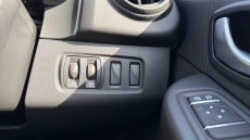 Renault Clio 1.2 16V Play 5dr Petrol Hatchback